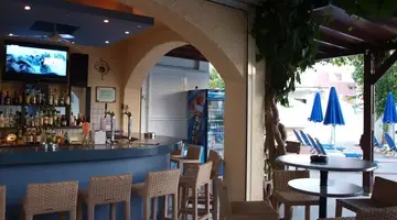 Apollon Hotel Apartments
