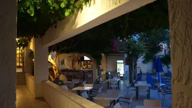 Apollon Hotel Apartments