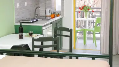 APOLLON HOTEL APARTMENTS