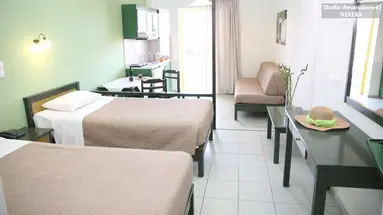 Apollon Hotel & Apts Reth.