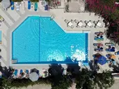 Apollon Hotel & Apts Reth.