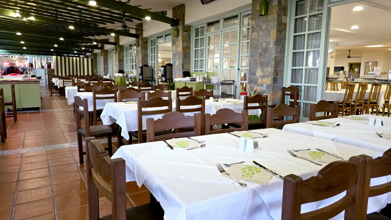 Apollonia Beach Resort & Spa