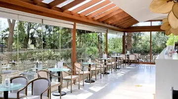 Apollonia Resort & Spa