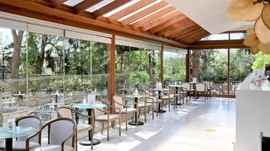 Apollonia Resort & Spa