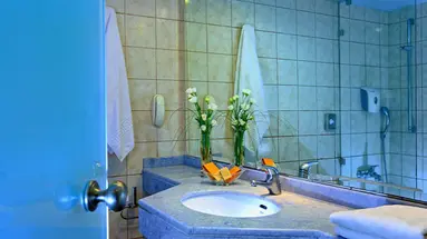 Apollonia Resort & Spa