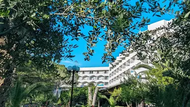 Apollonia Resort & Spa