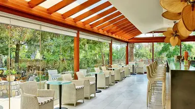 Apollonia Resort & Spa