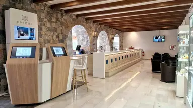 Apollonia Resort & Spa