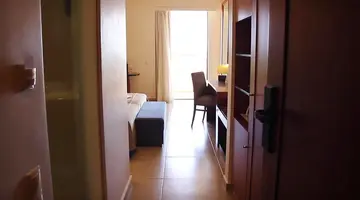 Apollonia Resort & Spa