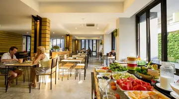 APPLE A DAY RESORT