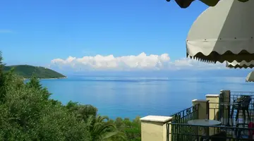 Apraos Bay