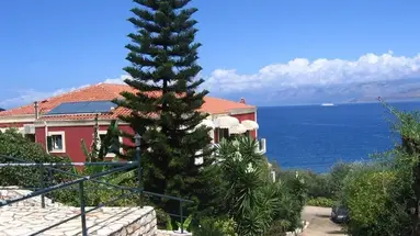 Apraos Bay
