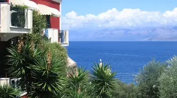 Apraos Bay
