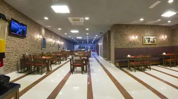 Aprilis Hotel