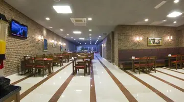 Aprilis Hotel