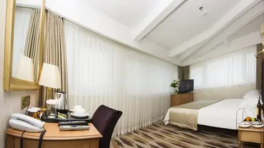 Aprilis Hotel