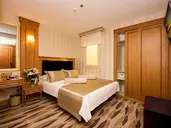 Aprilis Hotel