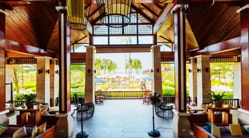 Apsara Beachfront Resort and Villa