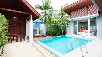 Apsara Beachfront Resort and Villa