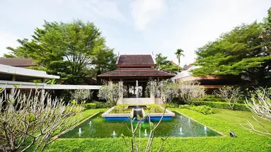 Apsara Beachfront Resort and Villa