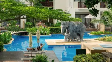 Apsara Beachfront Resort and Villa