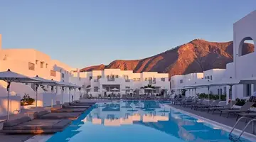 Aqua Blue Hotel