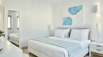 Aqua Blue Hotel