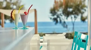 Aqua Blue Hotel