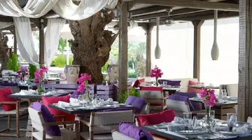 AQUA GRAND ARTISTIC LUXURY BEACH RESORT