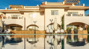 AQUA HENEISH BEACH RESORT