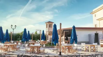 AQUA HENEISH BEACH RESORT