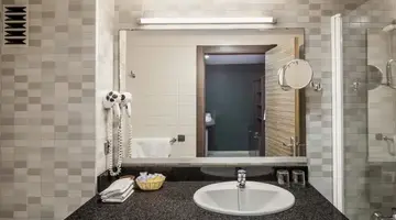AQUA HOTEL BERTRAN PARK - LLORET DE MAR #