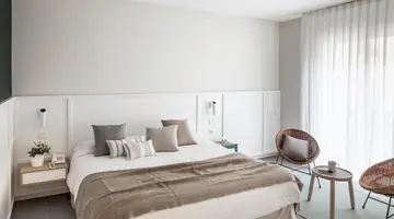 Aqua Hotel Bertran Park ONLINE