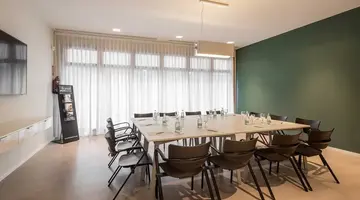 Aqua Hotel Bertran Park