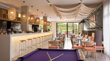 Aqua Hotel Bertran Park