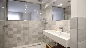 AQUA HOTEL BERTRAN
