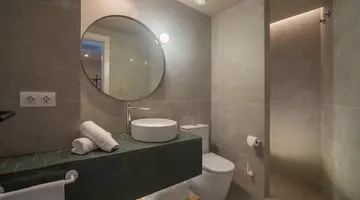AQUA HOTEL BERTRAN