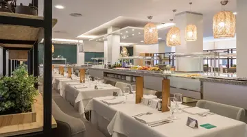 AQUA HOTEL BERTRAN
