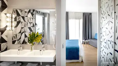 Aqua Hotel Onabrava and Spa