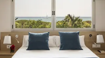 Aqua Hotel Onabrava and Spa