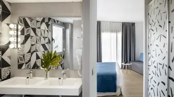 Aqua Hotel Onabrava and Spa