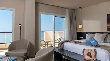Aqua Hotel Promenade and Spa