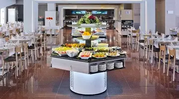 Aqua Hotel Promenade and Spa