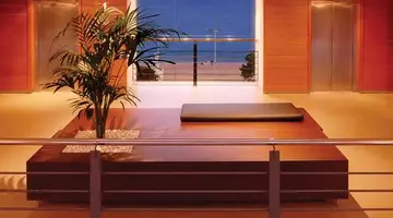Aqua Hotel Promenade and Spa