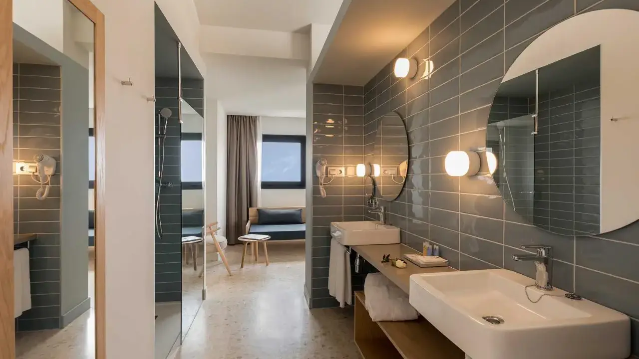 Aqua Hotel Silhouette Spa Adults Only