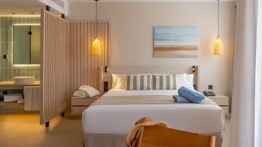 *AQUA HOTEL THE BREEZE (ADULTS ONLY 18+)