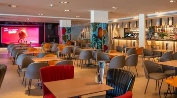 Aqua Hotel The Breeze ONLINE