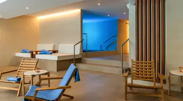 Aqua Hotel The Breeze