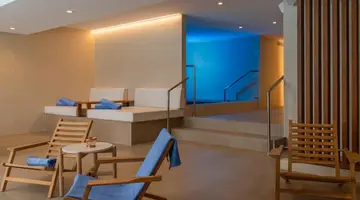 Aqua Hotel The Breeze