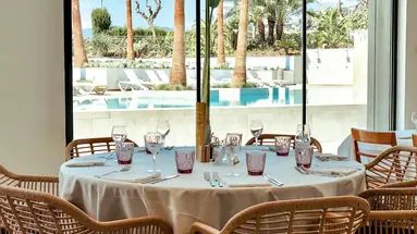 Aqua Hotel The Breeze